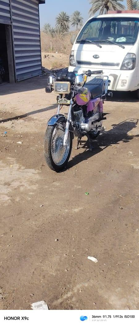 السلام عليكم شباب دراجه للبيع تايكر اوراق 2025 4كير كفاله عامه دراجه جديده ما ناقصها شي وضع شركه صارلها 3 أشهر طالعه من الوكيل مكان بابل القاسم جربوعيه سعر خاص مناسب الشراي بي خير ويدلل *********** بي وتساب واذا اكو مراوس سيفان 26  أو نامه شلامجه انطي فرق
