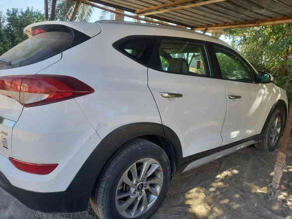 هونداي توسان موديل 2018 وارد امريكي رقم بغداد باسمي بيها قطعتين تبديل فقط كير محرك مكفول السعر 155 وبيها مجال بسيط  للاستفسار الاتصال 
***********
***********
