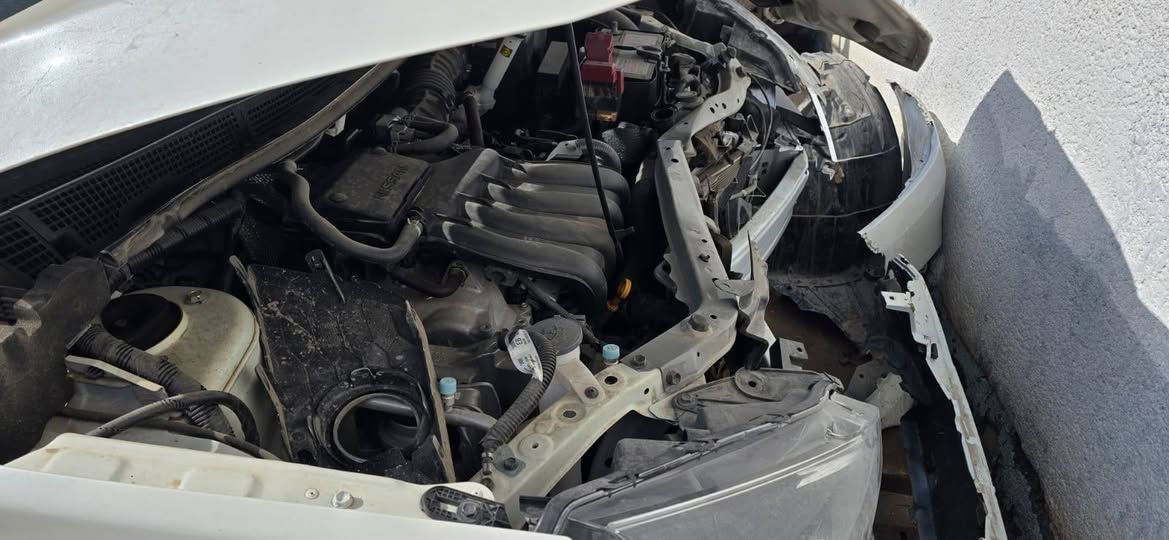 السلام عليكم عدي سنترا ٢٥ متعرضة لحادث قوي مثل ماواضح بالصورة واريد اصلحها محتاج غراض بجم كامل اصلية بأسعار مناسبة منين احصلهن اليعرف لا يقصر رحمة لوالديكم


**إذا كنت صاحب هذا الإعلان وتريد حذفه لأي سبب، رجاءا أرسل رسالة إلى الدعم الفني**