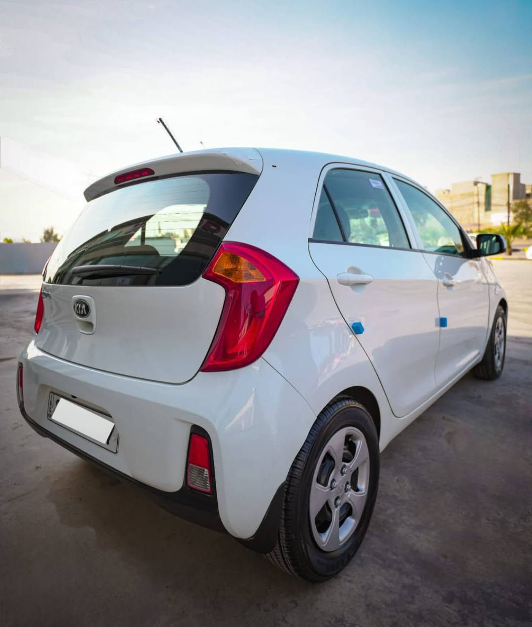 للبيع
 كيا بيكانتو 2016 كوري
رقم اربيل الجديد 
محرك كبير 4 سلندر المرغوب
 فول توماتيك
 نظام ايكو اقتصادي نظام ABS
 ماشية 72 الف كيلو 
 كلش نظيفة من اطارات وطخم وخارج وداخل
بيها تعديل بارد ب مكانتين
السعر 95$
مكان السيارة موصل
شرط التحويل
###########
للاستفسار
***********
***********
يوجد بيع وشراء السيارات المتضررة والجديدة داخل هذه
الصفحة
نستقبل عروضكم لبيع السيارات فقط من الشرعي نحن غير مسؤولين عن أي اختلاف بين الطرفين من تحويل + تِجيك السيارة عند السونار الي ما يفحص عند السونار ويأخذ ثقة من صاحبها أو يأخذ كلام يتحمل المسؤولية
 لكون فحص السيارة عند السونار ( 15 الف)
             (( نحن فقط دلالية  ))
((( يكون الاتفاق بين البائع والمشتري فقط)))
