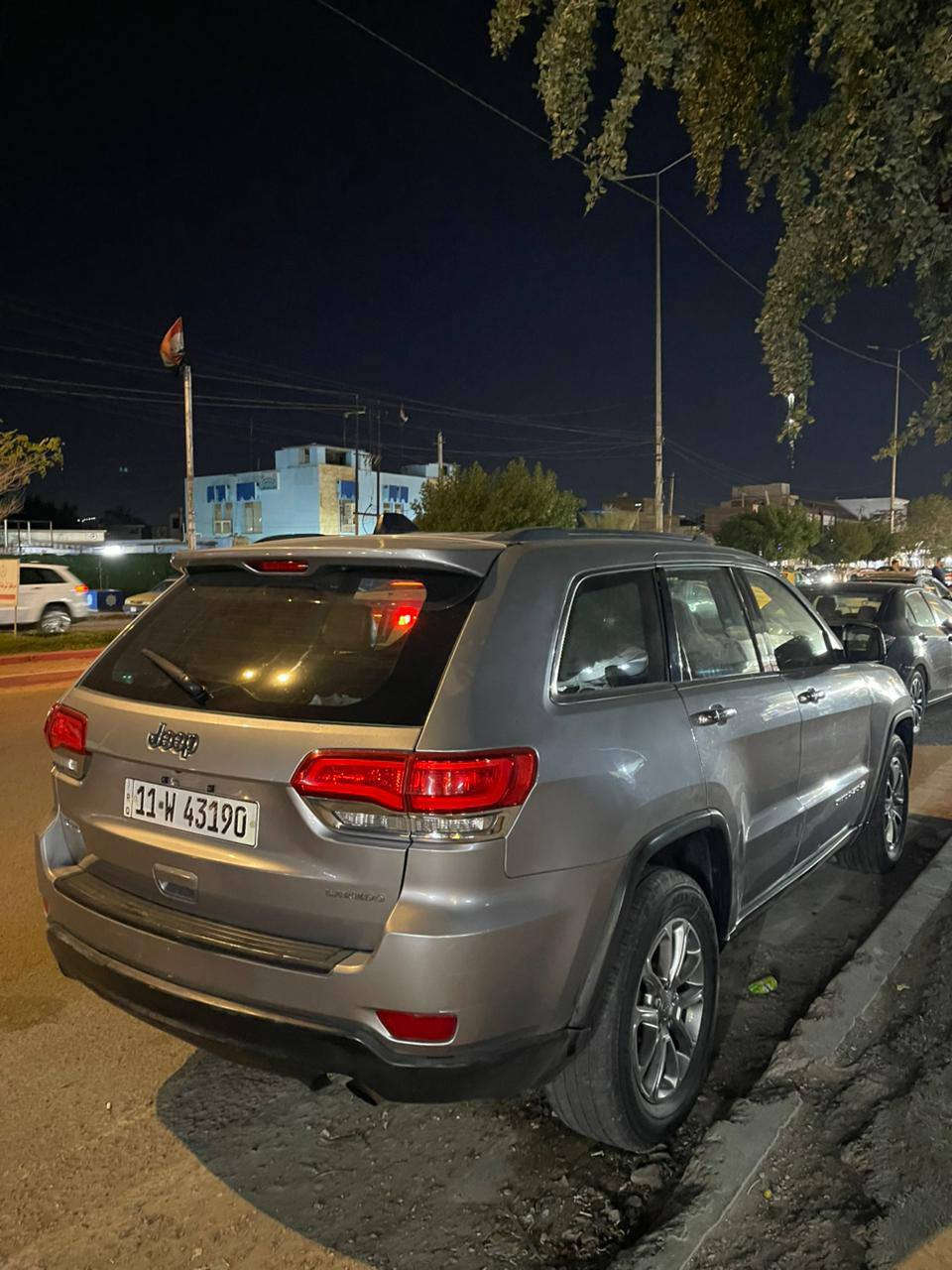 جيب 2014 امريكي حادث جاملغ وبنيد من امريكه وبل عراق جاملغ خلفي وباب الخلف السايق خمس قطع صبغ ابيع حزام
مواصفاتهه
بصمه 
كشن جلد
سستم سماعات 8 
كير طياره 8 نمر
مكينه سته
بصمه ابواب
شاشه قياده
شفتات استيرن 
سعرهه ب١٧٠ وبيه مجال


**إذا كنت صاحب هذا الإعلان وتريد حذفه لأي سبب، رجاءا أرسل رسالة إلى الدعم الفني**