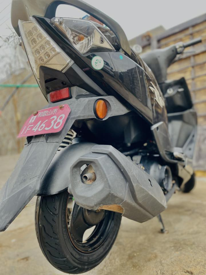 ماكس مضلع 2014 كفاله عامه ختم واحد شلعه معدل تخم تاير ناقصها الشاشه يرادلها برمجه كهربائيات كلها شغاله الشراي يتصل مكاني بغداد ***********
