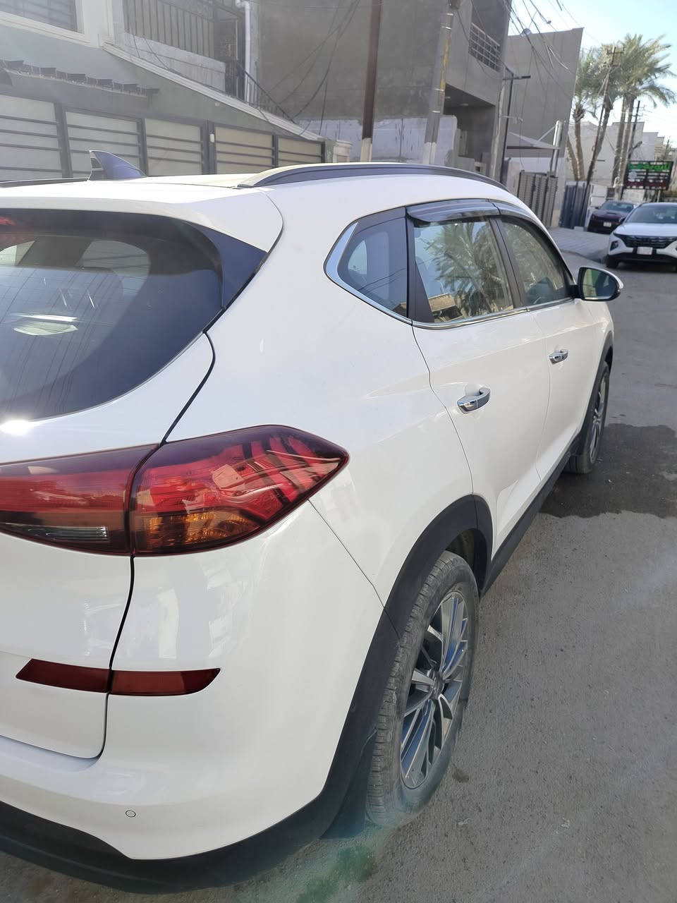 سلام عليكم 
للبيع:توسان موديل2019 خليجي(كاصد بلاد السياره)
مواصفات : فول السياره
السعر:185 وبي مجال تصل ودلل
بانوراما
اريل نفكيشن
شاشه اصليه
كشن واحد كهرباء
3انظمة تحكم
محرك 2000دوش
لايت عدسه وحده
حساس خلفي
كامره خلفيه
مري شفط
كشنات مخمل مغلفات محد كاعد عليهن
شاحن واير ليس
الداخل كاربون فايبر بلاد
السياره ماشيه:82 الف
السياره ماخذه من 2019 على ايدي وبسمي وتحويل ثاني يوم
ضرر السياره:الباب بصف السايق مبدله باب مال تفصيخ اخذته ب13 ورقه هي والشده ماله وبارد اصبع بالجاملغ
والدعاميه الاماميه يم الايتت تكحيل بس
وديته للسونار وشوفت عينكم السونار منزله طلع بيه بارد وطبقات الصبغ تختلف على ساس من الشركع وهي السياره بلاديه على ايدي من الصفر
اذا تحب بعد تعرف على السياره خابرني ودلل
رقمي:***********
العنوان :بغداد المشتل 
ما يعجبك المنشور ارفعه بكلمة يالله🤍
