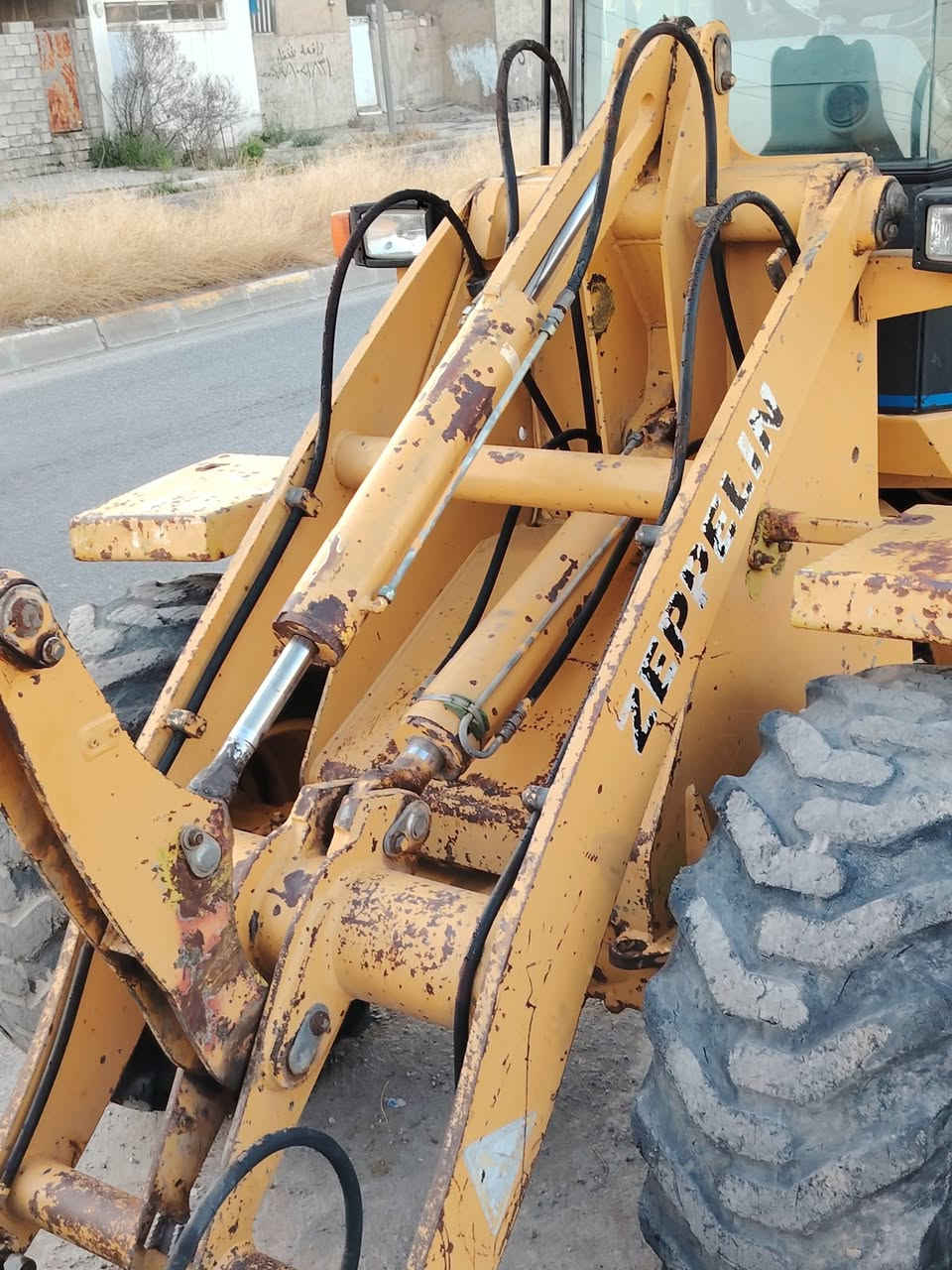 للبيع شفل زبلن موديل 98 سنويه جديده رقم كركوك الماني جديد حصة كاز مضخه شرط  كهربائيات كلها شغاله اتصل عل رقم***********
