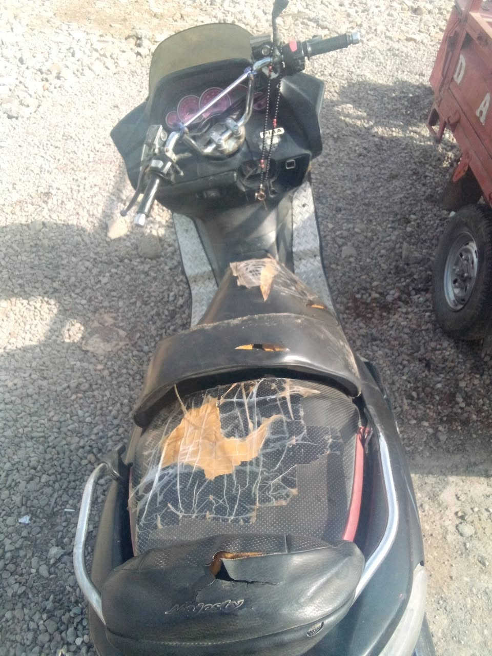 السلام عليكم.. ماجستة دبل رون محرك 250cc تبريد مي
كهربائيات كاملة..نقصها كابريته وجوين كابريته 

ابيع هيج مستعجل ب300 وبيها مجال 
مكاني ديالى تقاطع القدس


**إذا كنت صاحب هذا الإعلان وتريد حذفه لأي سبب، رجاءا أرسل رسالة إلى الدعم الفني**