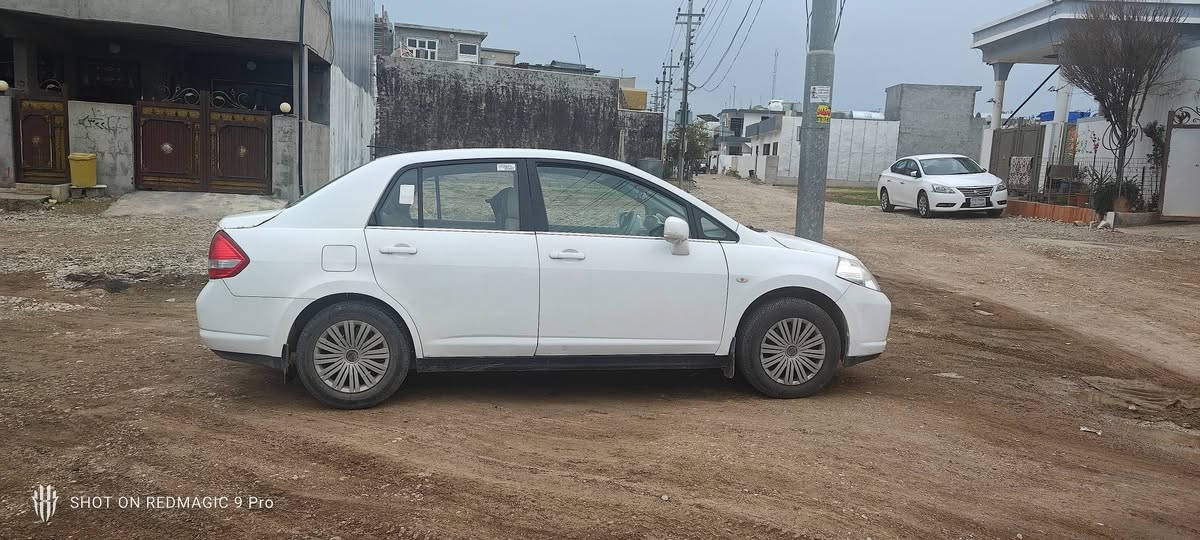 بۆ فرۆشتن گۆڕینەوە ناکەم
تیدا 2008 تۆماتیک ناو زەرد 
ڕقم سلیمانی بەناوی خۆمەوەیە 
تحویل و غرامە بەشەرت 
ڕەقەم و سەنەوی تازەیە
3 پارچەی پشتی بۆیاخە شاشە ئایپاد گیڕ و مەکینە و کارەبای بەشەرەت 93$ گڵا 
هەڵەبجەی تازە 
***********
*********** vaibar + واتساب دار بنديهكان, السليمانية
