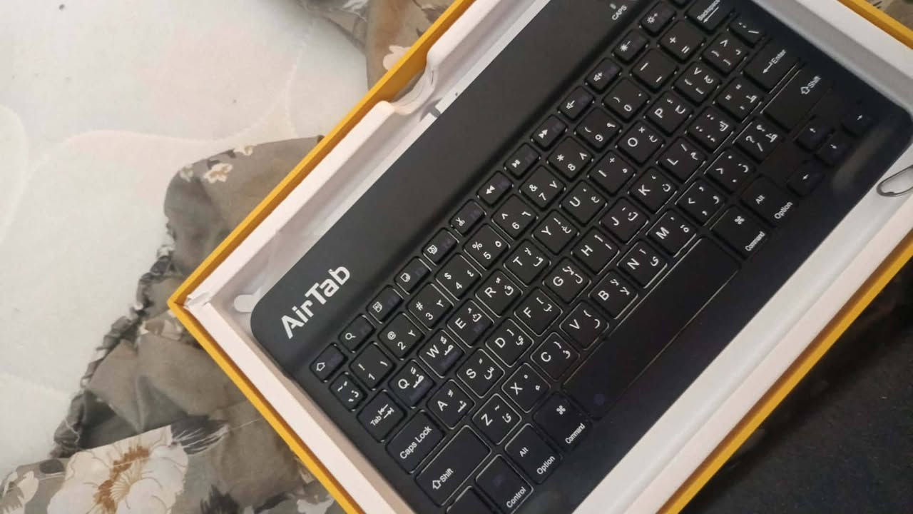 تاب للبيع صيني 
الذاكره 512 عشوائيه 16  جهاز مشحون مره وحده 
يجي ويا ملحقات ماوس وكيبورد وسماعه 
يفيد لغرض دراسه والعاب 

السعر 100 الف 
مكان بغداد  جامع النداء


**إذا كنت صاحب هذا الإعلان وتريد حذفه لأي سبب، رجاءا أرسل رسالة إلى الدعم الفني**