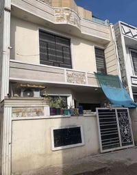 بيت للبيع 100 متر بي غرفتين نوم  وصاله ومطبخ حمامات ثنين داخلي وخارجي ...