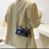 كلاتش • جلدية • نسائية