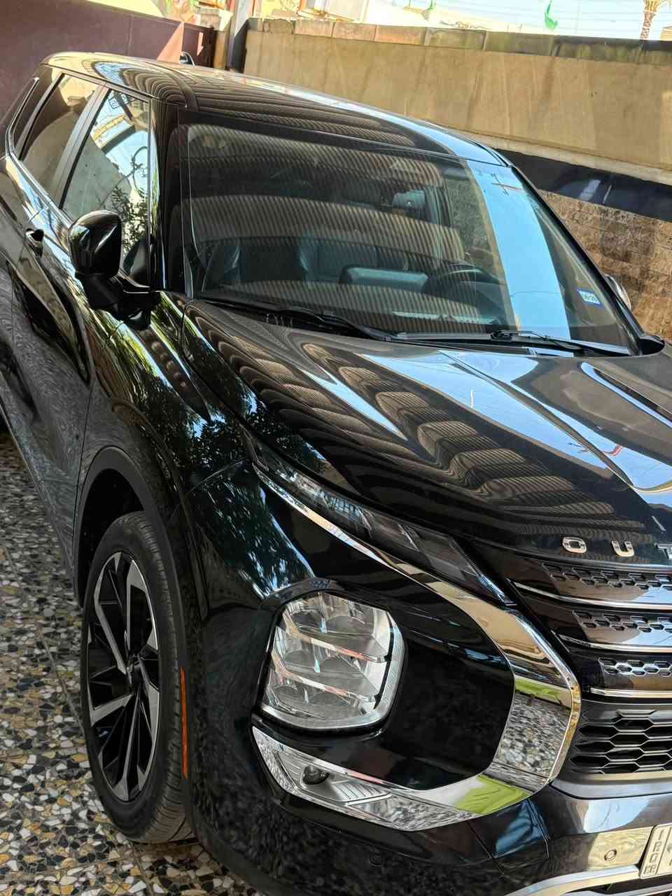 السلام عليكم ورحمة اللّٰــهہ
ميتسوبيشي اوتلاندر SE
رقم اربيل باسمي 
هزه وسنويه جديد تحويل ثاني يوم 

وارد امريكي بدون حادث فقط طخه بسيطه كلش بالبنيد ومعدله 

موديل 24 
اعلى فئه ومواصفات 
ماشيه 40 km 
السياره جديده بحاله الوكاله 📦
 فول الفول السياره 
‏🔺فتحة سقف بانوراما 
🔺بصمه تشغيل 
🔺سايد بريك بصمه 
🔺 ماوس وضعيات قيادة
🔺 تحكمات ستيرن جهتين 
🔺 كامرات وحساسات 360 درجه 
🔺 رادار امامي
🔺شاشه كبيره مع نضام كار بلي 
🔺عداد دجتال 
🔺مري شفط وشاير 
🔺 لايت ولدات امامي خلفي 
‎‏
🔺 تبريد قطعتين ثلج 
🔺7 راكب 
🔺أشاير ترحيب بل أبواب 
🔺حجم المحرك 2.5L (4, سلندر )
🔺 توقف ذاتي 
🔺 تحديد مسار 
🔺نقط عمياء 

السعررررر ( 240 ) 🔺

مكان السياره بغداد زعفرانيه او جسر ديالى القديم 
***********
