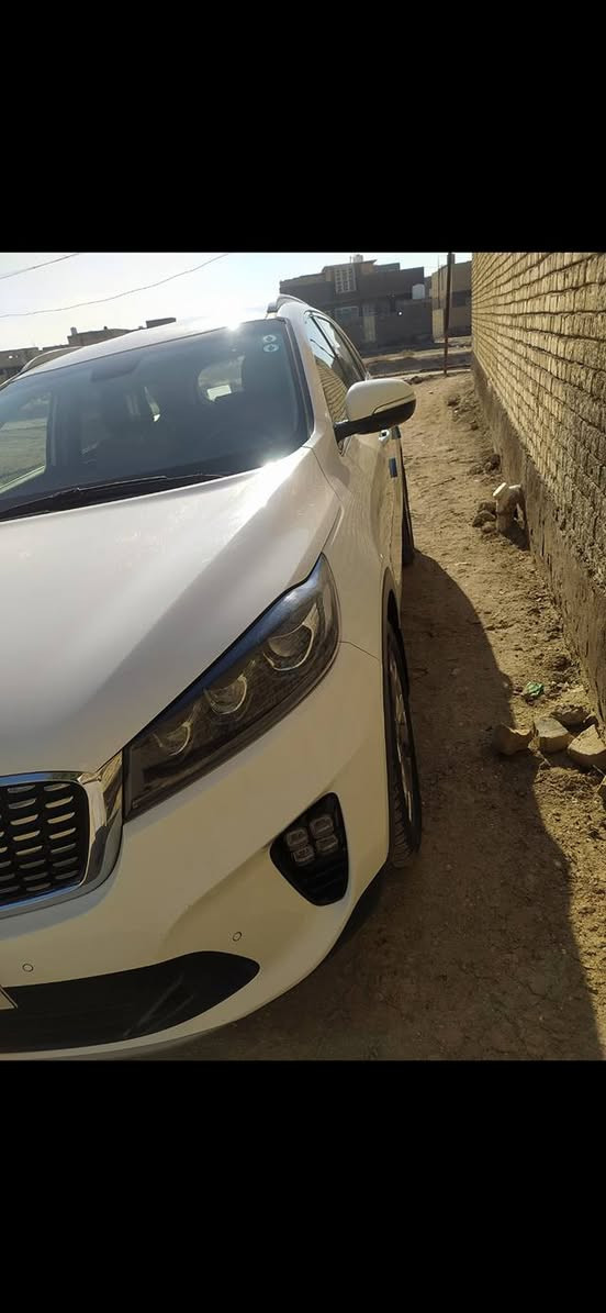 السلام عليكم سورينتو 20كفاله عامه ماشيه 930رقم الهاتف ***********
