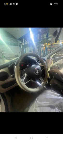 السلام عليكم رينو سيمبول للبيع مكانه بغداد سياره نضيفه مال بيت بسمي نقصه غاز تبريد فقط وبيها هاي الرصعه موضح بالصور سياره كامله كهربائيات كير مكينه مكفول سعره ٨٠ وبيها مجال وبيها مجال ***********
