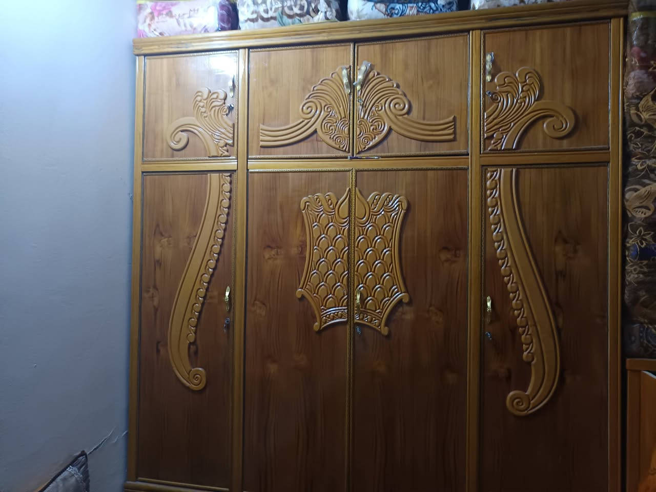 سلام عليكم ورحمه وبركاته عندي كنتور اربع بوب وملحقات كنتور مستعمل قليل نضيف وعندي بوفيه وياه مستعمله قليله نضيفه مكاني كربلاء قرب حيل عامل سعرهن 500وبيهن مجال


**إذا كنت صاحب هذا الإعلان وتريد حذفه لأي سبب، رجاءا أرسل رسالة إلى الدعم الفني**