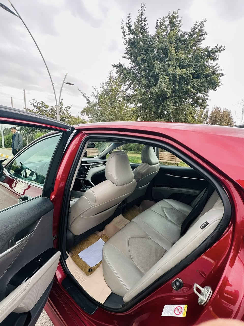 سلام عليكم تم أعادة المنشور لسبب الوعود الكاذبه اخي العزيز متفيدك السياره اكتب كلمه طيبه نفس وجهك الطيب واعبر المنشور كامري 2018  xse  فول للخير 5 كامرات داتاشو بل دشبول بنروما اكشانه جلد وتادفئه وكهرباء وبعد اهوي مواصفات  رقم شمالي بأسمي ضرر بنيد من امريكا وجاملغ صار بل عراق شرط بدون دواخل شرط محرك 6 سلندر طيران على اصوله السعر 175 وبيه مجال للطيبين للستفسار اتصل على الرقم *********** وبيك خير وتدلل
