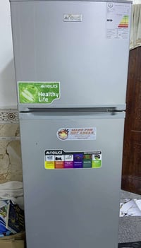 ثلاجة نوال • ١٤ قدم • استخدام قليل