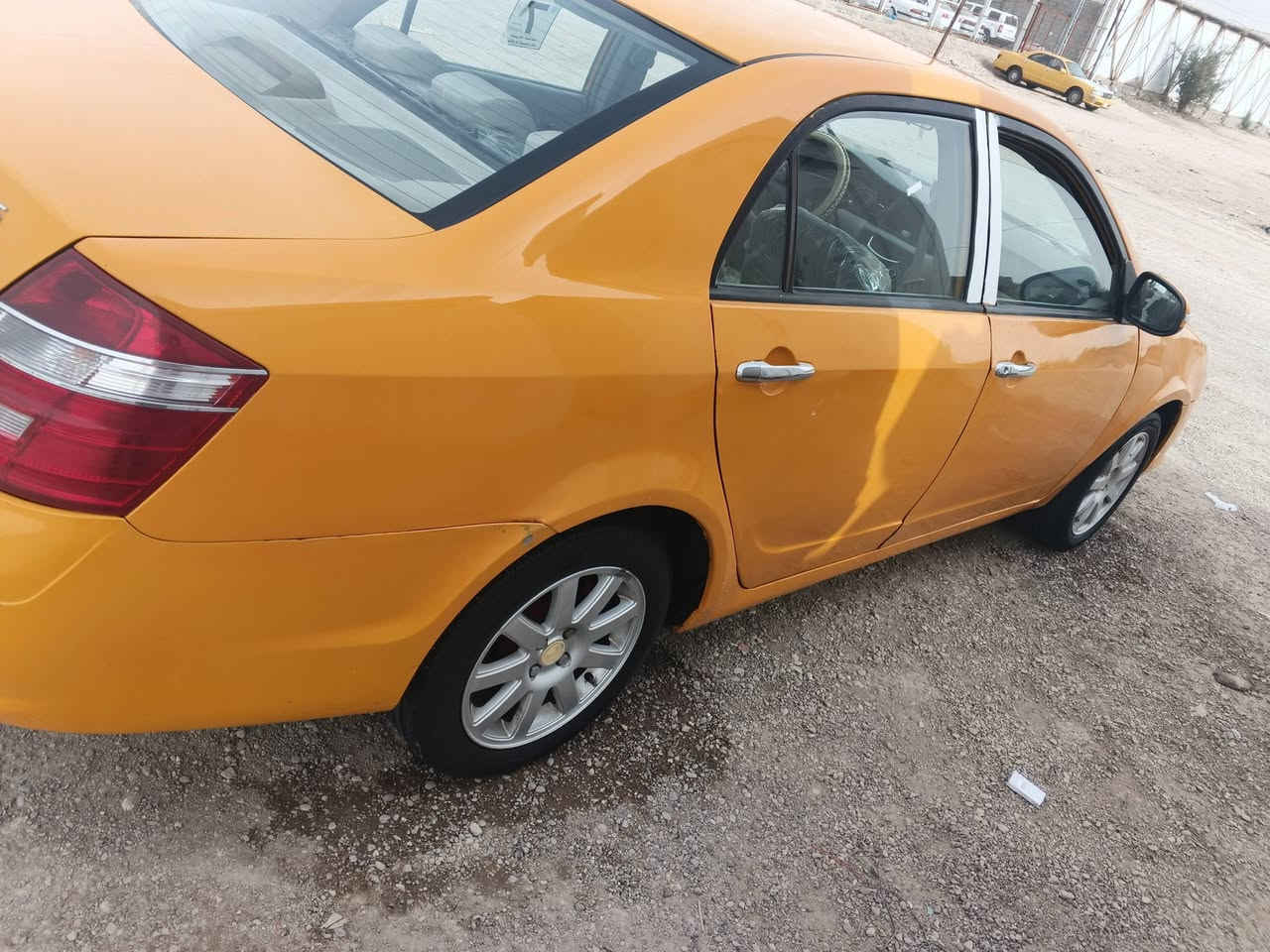 السلام عليكم جلي موبل 2013رقم ذقار سياره جاهزه حداديه اماميه وخلفيه كله جديد قبل سبوع شادهن كهربيات كله شغاله تيرات جداد مكينه وكير مكفولات كير عادي سنويه صاقطه بل 2019مصفره هيه وغرمات رعيه يمي مدور مدور ثاني يوم مروس بوايدي او نفان بس كير اتوماتيك عادي مااريد رقمي ***********
