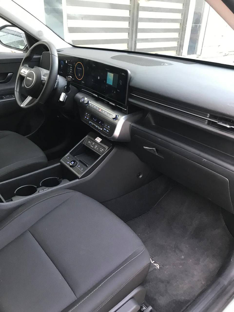 سلام عليكم للبيع (فقط) كونا موديل2025 فئة sel فول بدون فتحه فقط
(فحص مؤقت منفيس بأسمي شخصي) ماشية 11 ألف ميل

محرك دوش سعة 2.0 لتر (DOHC)

موصفات

كير (IVT) تعليق

* تشغيل السيارة عن بعد

﻿﻿نظام دخول بدون مفتاح ( بصمة ابواب + تشغيل +صندوق )

﻿﻿نظام صوت من Bose ب8 سماعات

﻿﻿شاشتين متصلة بقياس (12.3) انش تعمل

﻿﻿كامرة خلفية تدعم تنبية وتوقف الذاتي

﻿﻿تبريد شاشة قطعتين امامي وخلفي )

(sport & normal ) وضعيات قياد

 *

﻿﻿تحكمات استيرن

﻿﻿موصفات اخرى ( هند بريك بصمة + حساس اطارات +بريك رجاج تنبية 360 درجة+ نظام نزول منحدرات + تحكم بالانارة الداخلية + عدسات LED امامية + كفرات (ويل) حجم 18 + قيادة ذاتية + ABS + شاحن واير ليس + شاحن Tps بمنافذ + Auto Hold + نظام ترحيب )

لغد شاصي كفاله 

..... بدون دواخل حادث موضح بصورة ربع بنيد صبغ فقط عنوان بغداد /حي جميله سعر167ورقة وبيهة مجال بسيط

*********** محمد مندلاوي
