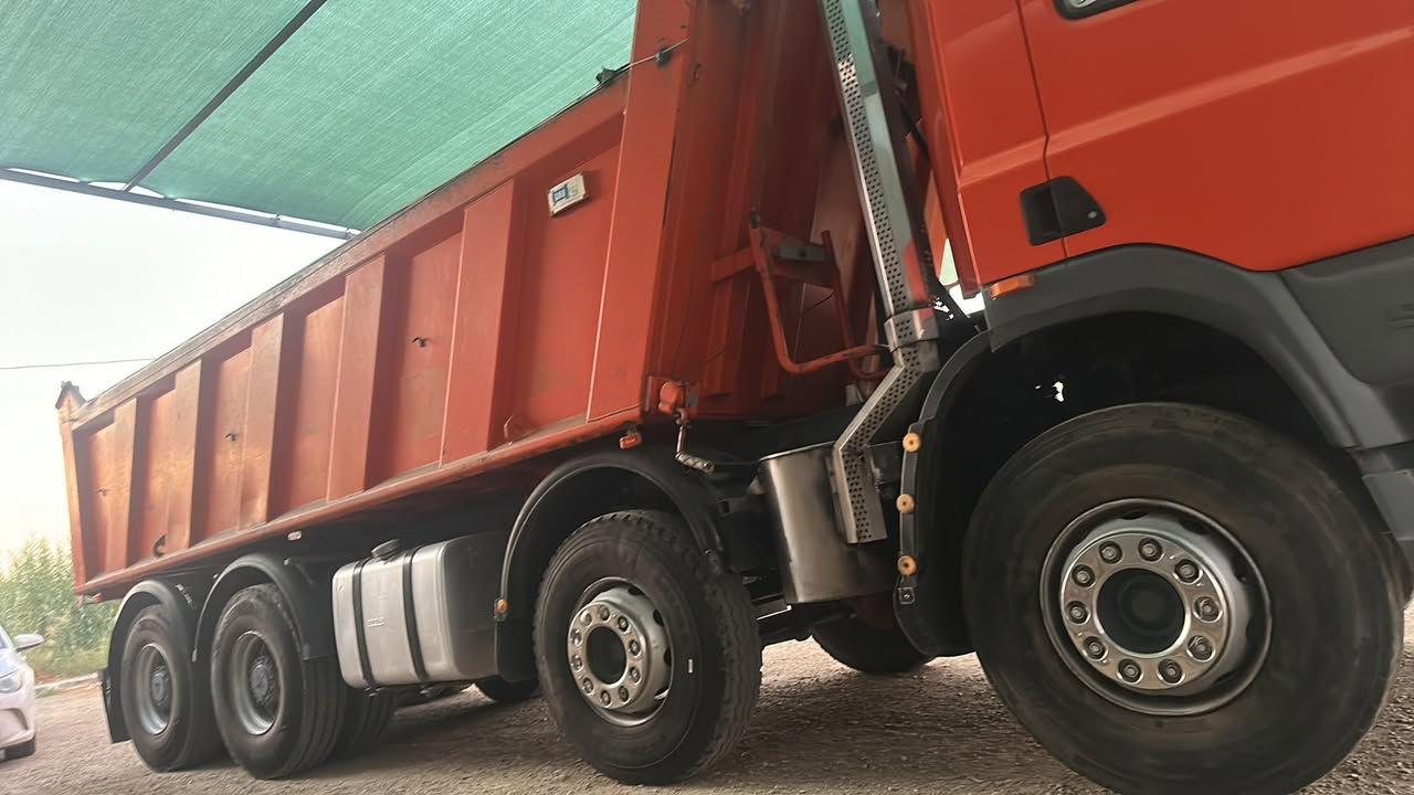 داف للبيع موديل 2004 عقرب السعر  ٤شدات ونص وبيها مجال ***********
