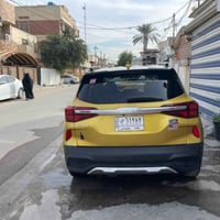 سيلتوس موديل ٢٠٢٢ وارد كندي لون ذهبي ضربة باب سائق محرك  ٢٠٠٠ دوش مواص...