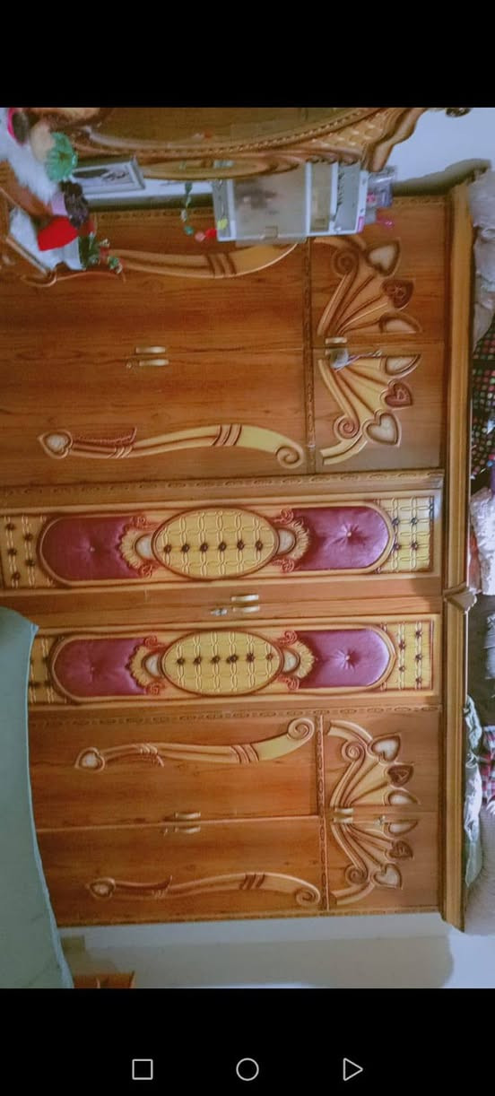 سلام عليكم غرفه للبيع سعر 525وبيها مجال المكان صقلاويه المعهد الفني ***********
