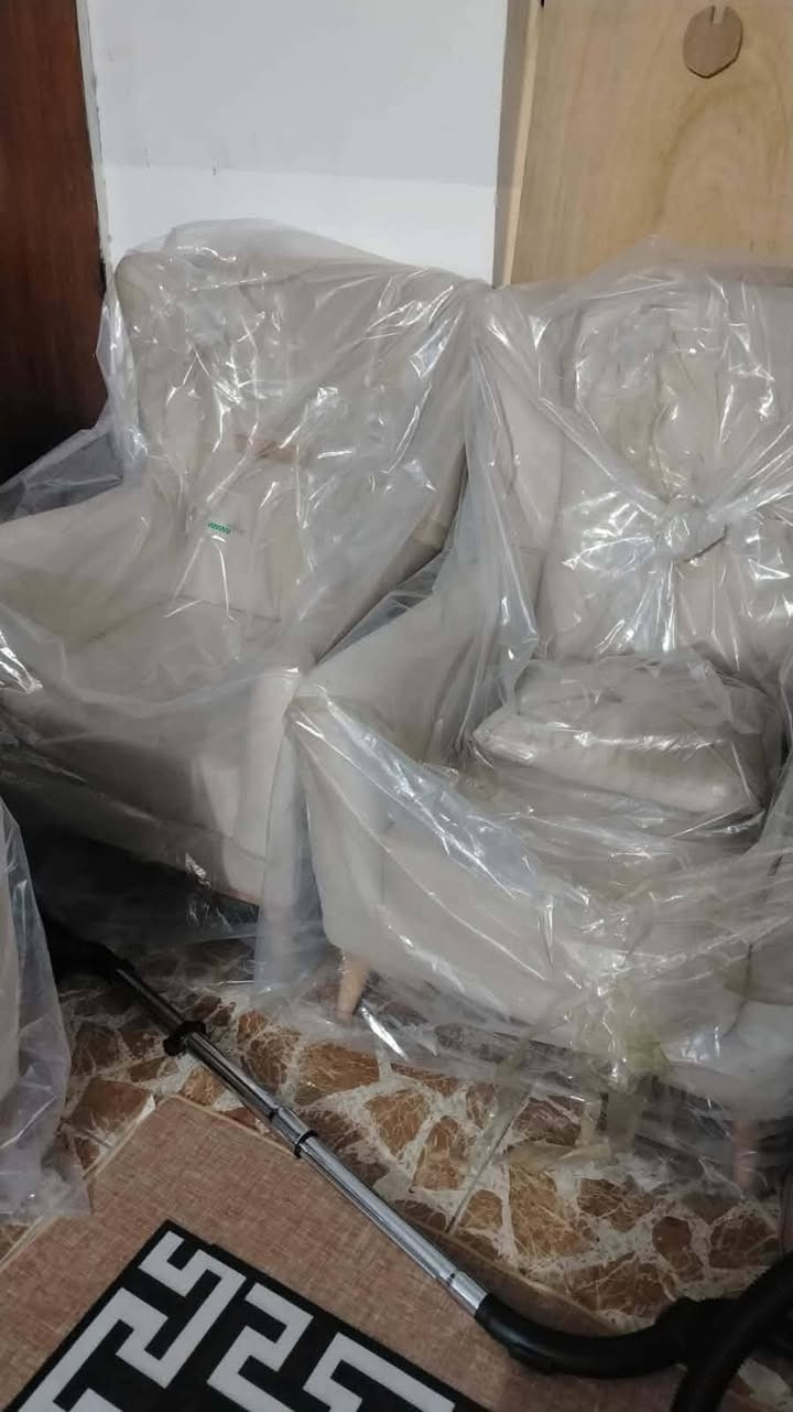 تخم جديد مامستخدم 

بل جيس ١٠مقاعد

للاستفسار ***********
