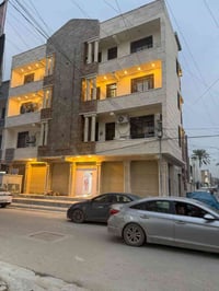 بنايه للبيع 130 متر واجهه 16 ركن تتكون من 6 محلات و 7 شقق  بناء حديث ش...