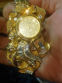 ساعة نسائية • نحاس مطلي ذهب • مزينة كريستال