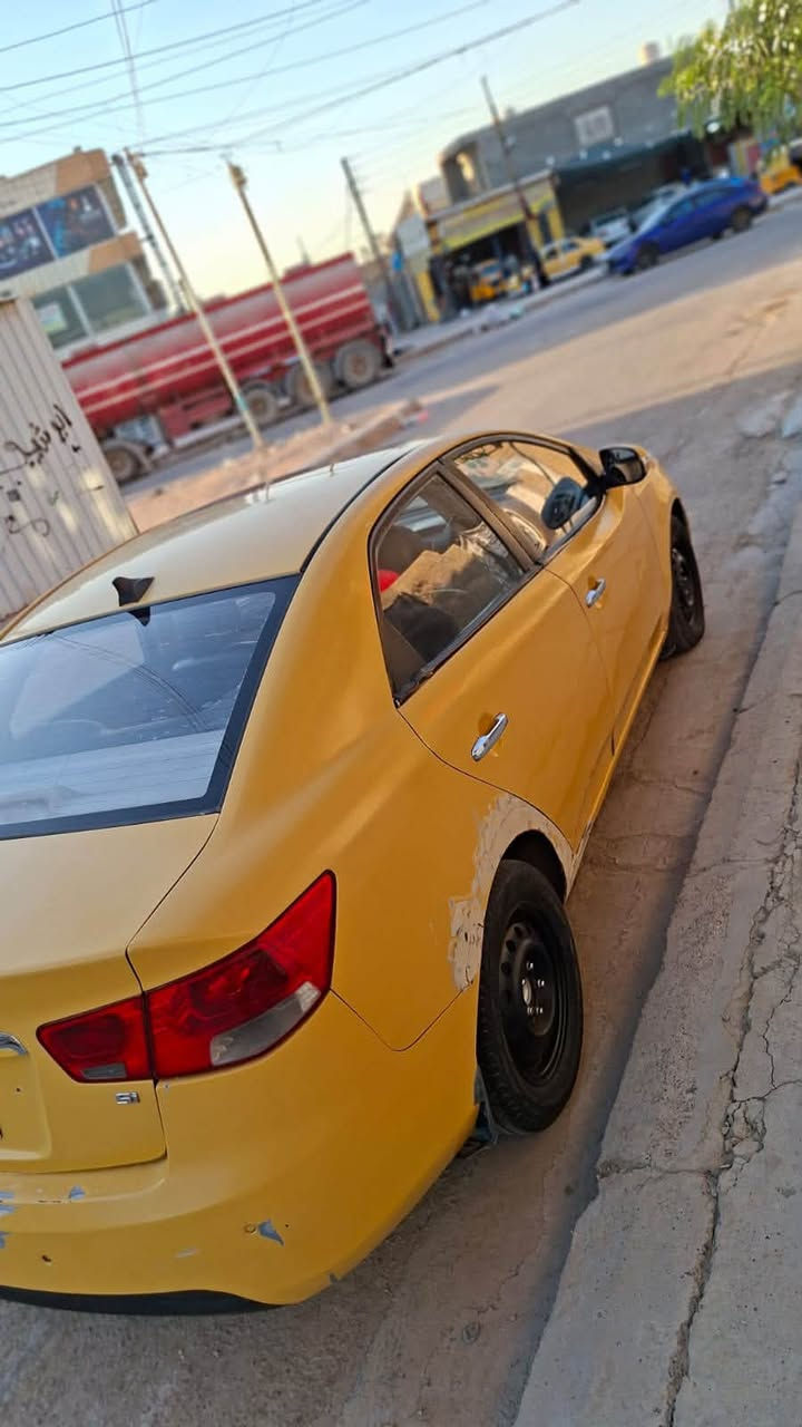السلام عليكم
كيا فورتي ٢٠١٠ خليجي محرك 1600
رقم بغداد  
تبريد شغال خير من الله تحكم استيرن فتحه تخم تاير
حادث جاملغ السايق معدل نفسه فقط او بيها تصليحات بل الهلات الخلفيه
السياره بسمي تحويل مباشر 
الرقم /  *********** واتساب موجود
