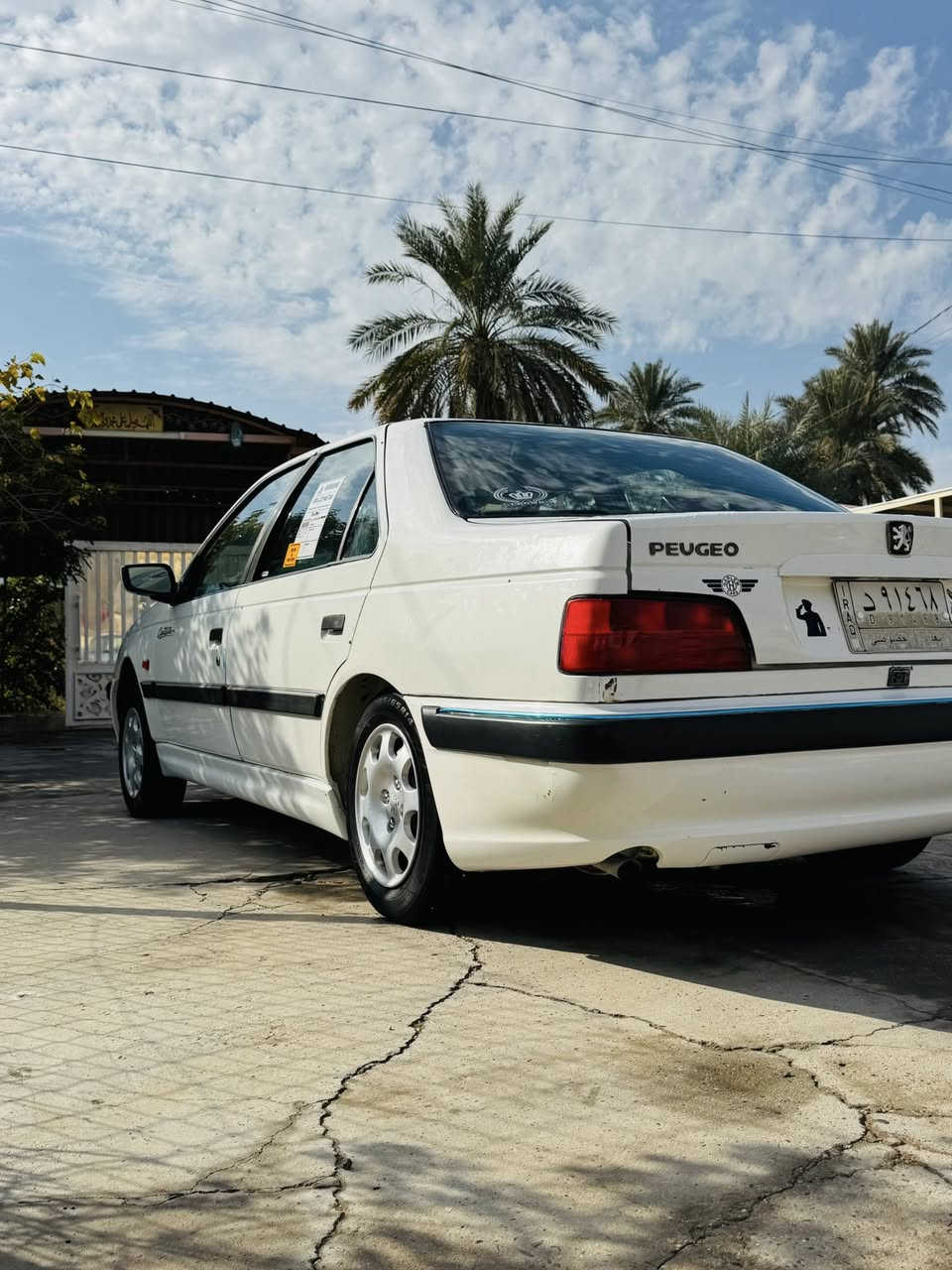 سلام عليكم 
بيجو بارص 2011كفاله عامه فقط خياس ملكط سياره جاهزه من كلشي دينار ماتصرف عليه ماشيه 146k/mحقيقي رقم بغداد شرط التحويل مكاني حله بابل حي الجزائر 
السعر 47وبيه مجال بسيط لشراي
***********
