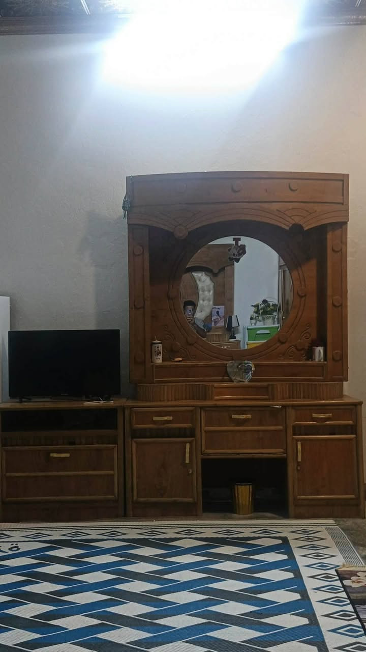 سلام عليكم غرفة عراقية تسكام صاج نضيفة و مابيهة اي ضرر مثل الصور الشراي يراسلني خاص


**إذا كنت صاحب هذا الإعلان وتريد حذفه لأي سبب، رجاءا أرسل رسالة إلى الدعم الفني**