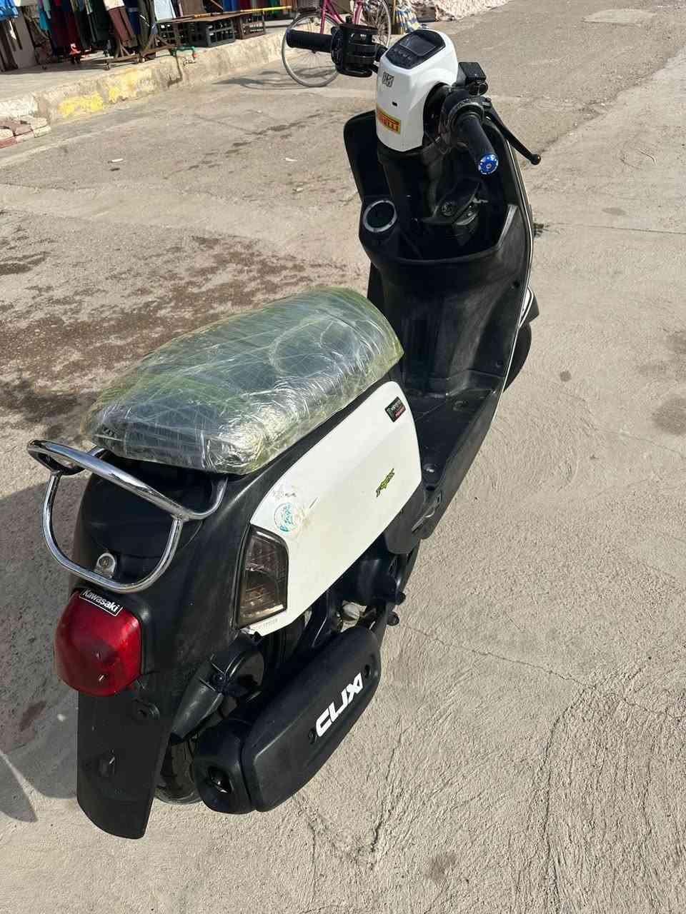 بوليس للبيع مكينه مكفوله ودراجه شوفت عينك
ماناقصها شي كلش نظيفه 
سعر ٨٠٠ 
ديالى / المقدادية 

رقم ***********
