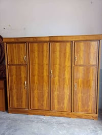 كنتور ٤أبواب البيع السعر ٣٠٠ وبي مجال الاستفسار علا هذا الرقم ٠٧٨٠٢٧٩٨...