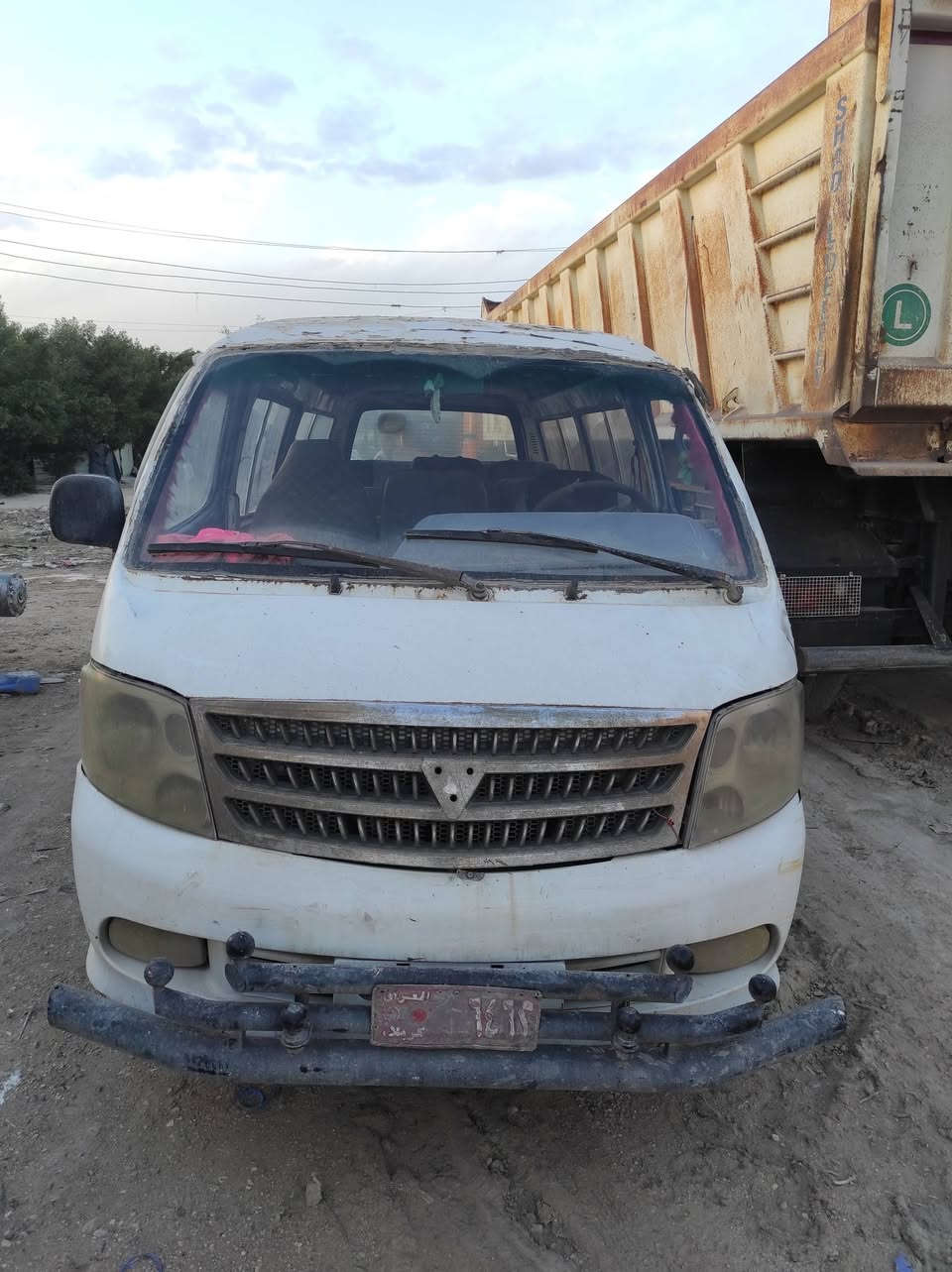 السلام عليكم شباب سياره للبيع فاتون موديل 2009 رقم كربلاء  سنويه صاقطه بل 2023مكينه وكير خير من الله تخم تاير جديد حداديه جديده دوخل حلوه ونضيفه اكسن خير من الله السعر 12ورقه وبيه مجال لشراي مستعجل عل بيعته مكان بابل مامتواجد عل فيس هاذه رقمي انتصل وتدلل‏‪0787 457 3306‬‏
