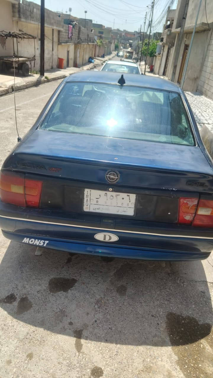 فكترا حجم 18
محرك وكير شرط 
سنوية لل 29
السعر 27 وبيها مجال قليل 
***********
***********
