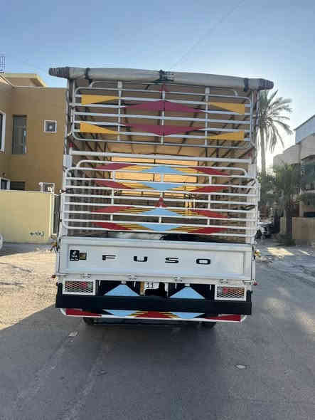 كنتر 2025 ابيعها على حادثها حمولة 6 ونص طن دبل تانكي السيارة ماشية قليل رقم بغداد تحويل ثاني يوم السيارة شغالة وتمشي اعتذر عن المراوس مكاني بغداد شارع فلسطين للاستفسار 
***********
