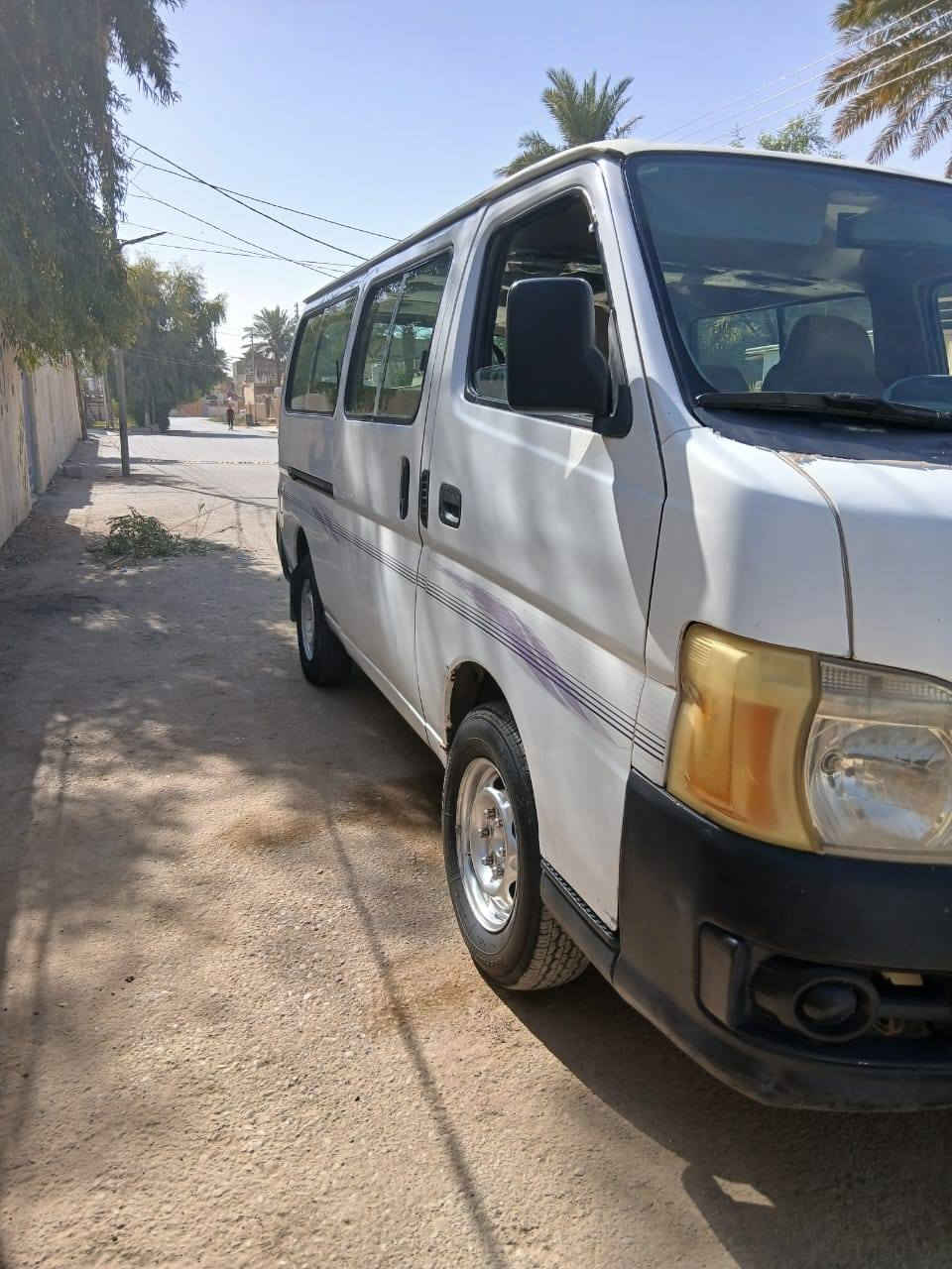 إعادة النشر بسبب الوعود الكاذبة سلام عليكم نيسان ناصي موديل 2013 رقم ميسان أجرة مكينة كير اوتوماتيك مكفولات كاز مسكر سبلاين مال استاركس ٢٠٠٧ بيه صبغ احزام جو الجام وبيه طخة بالصفحة الطويلة ما مصلحة وشخط بالصفحة الطويلة مثل ما واضح بالصور وخياسات خفيفة بالجاملغات رقم الهاتف *********** العنوان ديالى المقدادية السعر 100 ورقة وبيه مجال قليل
