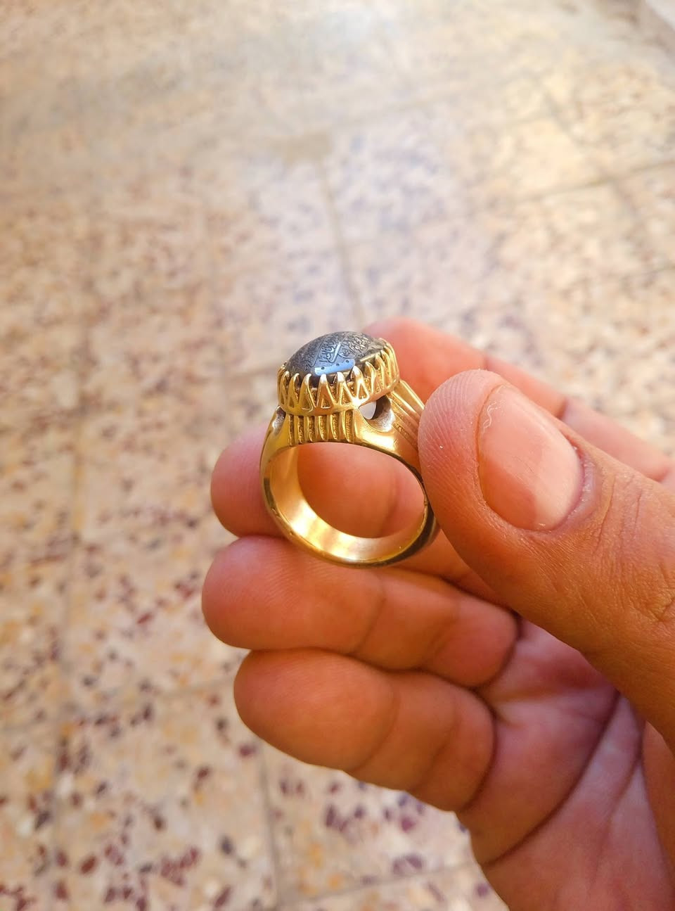 قيم وخذ نحاس حجر صيني
منقوش ايت الكرسي


**إذا كنت صاحب هذا الإعلان وتريد حذفه لأي سبب، رجاءا أرسل رسالة إلى الدعم الفني**