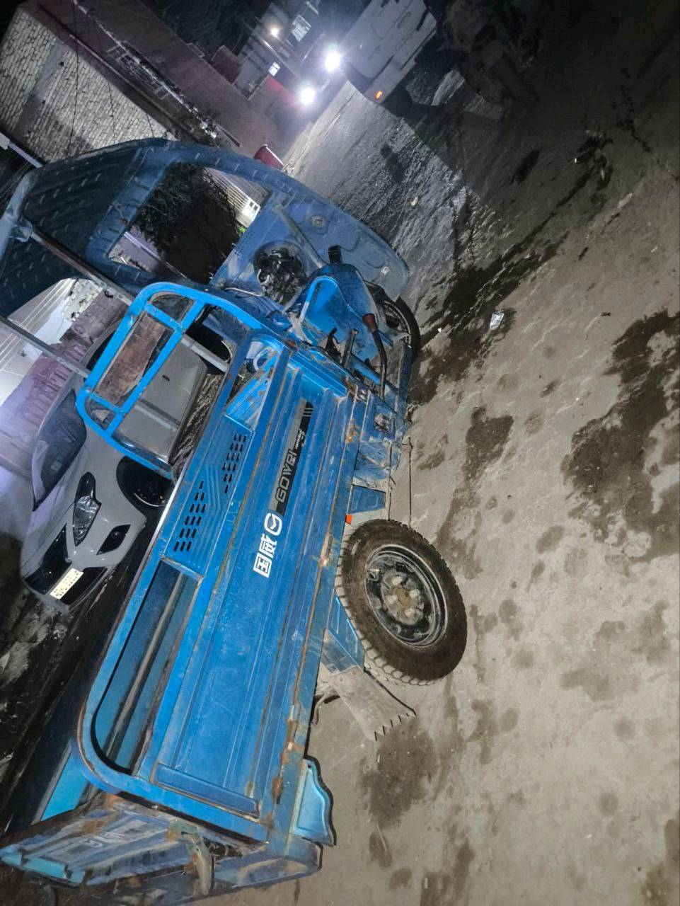 معروض للبيع ستوتة زرقاء في حالة جيدة. مثالية للاستخدام اليومي في النقل والشحن. الهيكل قوي والبطارية بحالة مناسبة للعمل. يمكن استخدامها في مختلف الظروف بفضل المتانة العالية للمواد المستخدمة.

الموقع: بغداد
للمزيد من المعلومات أو لمعاينة الستوتة، الرجاء التواصل معي.