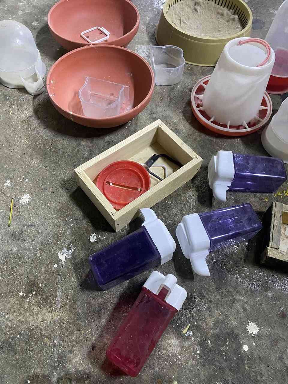 قفص ابو الطير عدد2 خانات تبزير اكبر قياس 75 ب45 سم  السعر مع المشربيات والحلات 50 الف  عنوان البنوك جوه الجسر


**إذا كنت صاحب هذا الإعلان وتريد حذفه لأي سبب، رجاءا أرسل رسالة إلى الدعم الفني**