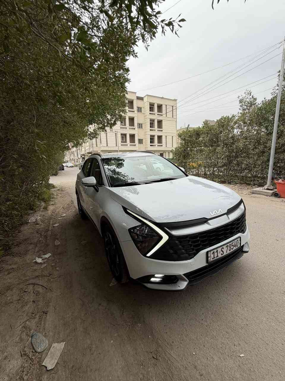 تحية طيبة للجميع 🌹 🌹 🌹 

للبيع فقط بدون مرواس سبورتج خليجي موديل 2022 رقم بغداد الانكليزي الجديد مواصفات السيارة تجي عاديه( البيسك )ماشية ( 92 الف كم ) سيارة جديدة كلش نقص برغي مابيها ومرفق السونار مالته بل منشور سعرها (205 ورقة ) وبيها مجال موقع سيارة بغداد زيونة
رقم ‭0776 568 0009‬
🌹
