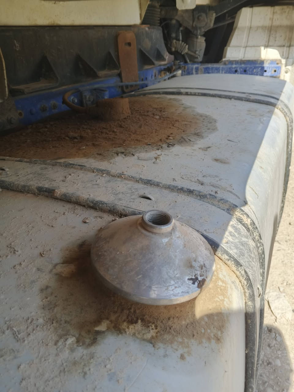 تەنکی گاز بۆ فرۆشتن  700لتر    ***********
