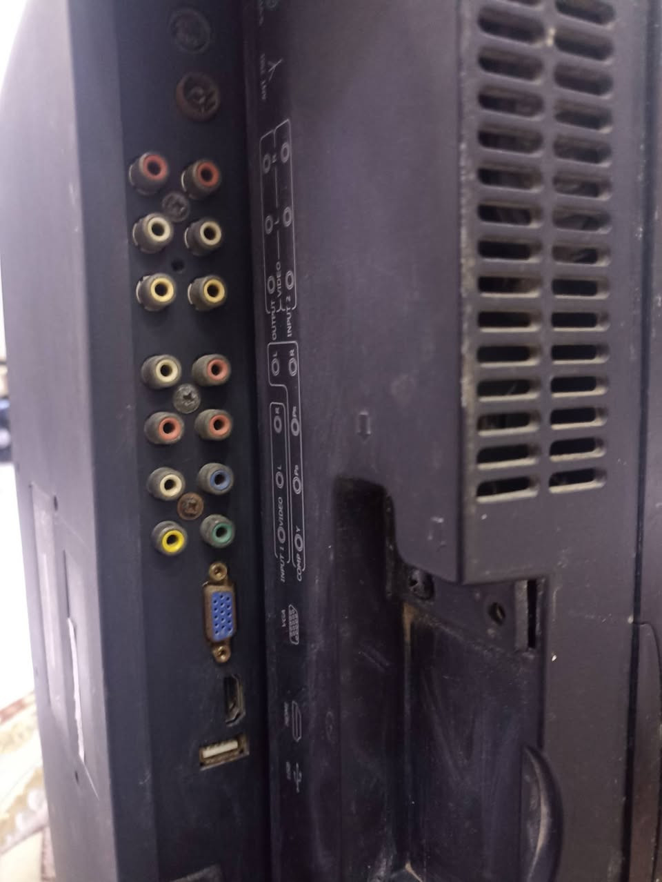 خوان هاي شاشه حجم 24 بوصه
بهشكل بيه طخه مثل مامضح
بالصوره بس اني بيعهه فحم 
سعر ع الخاص مكاني القرنه حي سلام


**إذا كنت صاحب هذا الإعلان وتريد حذفه لأي سبب، رجاءا أرسل رسالة إلى الدعم الفني**