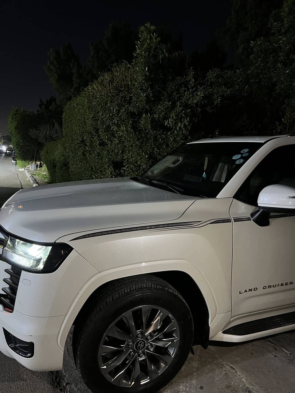 لاند كروز 2023 GXR لمتد توين تيربو ماشيه ٢٩٤٠٠ مضلله سنويه رقم أربيل  مكفوله كفاله عامه شركه جيهان 
السعر 68 وبيها مجال
للاتصال ***********
