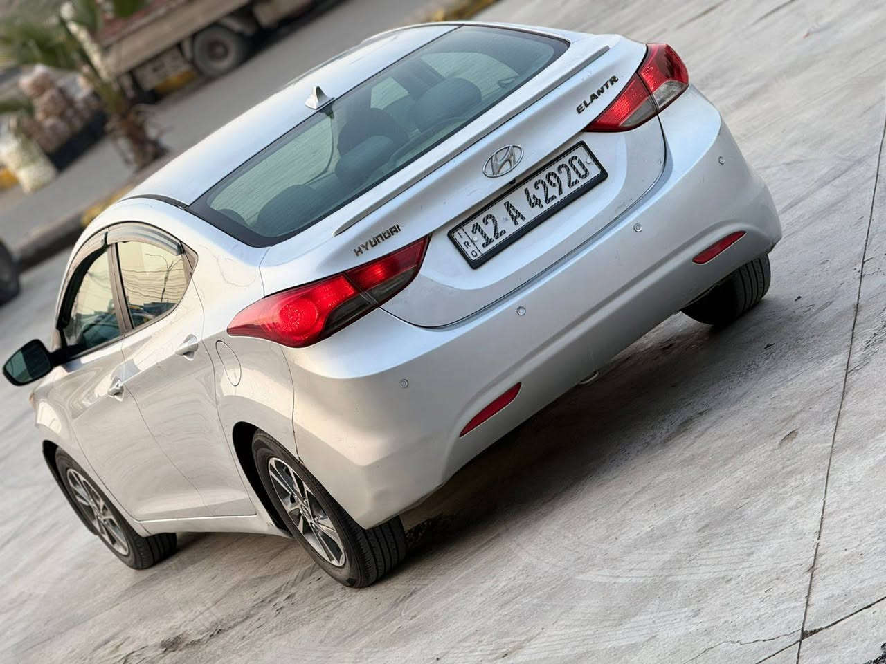 السعر 93 $$               ***********
النترا موديل 2011 مكينه كير شرط تبريد شغال حجم 18 دوش رقم نينوى ألماني مشروع وطني بأسمي شرط التحويل كوبون بانزين موجود كير توماتيك جامات كهرب شاشه كاميره تحكمات جهتين حساسات ويل كب صبغ 4 قطع ابيع عام بدون ضرر بدون دواخل بدون معجون
