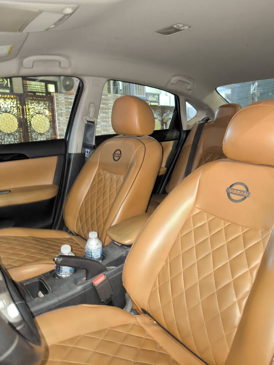 سلام عليكم
سنترا 2019  ماشية 49 سعرها 115 مبدل جنطة فقط  صار بيه ضربة بسيطة وماصلحتها والتصوير موجود
*********** وتساب
