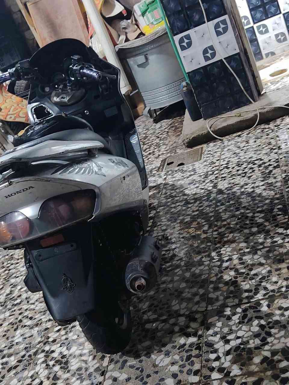 فورزة 06 ممكاني بغداد جسر ديالى القديم 
550 بيهة مجال 
رقمي ***********
