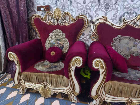 السلام عليكم تخم تسكام 10مقعد كلش نضيفات  نضيفات ي كسر ما بيهم  مكاني بغداد مدينه الصدر 
 رقمي ***********
