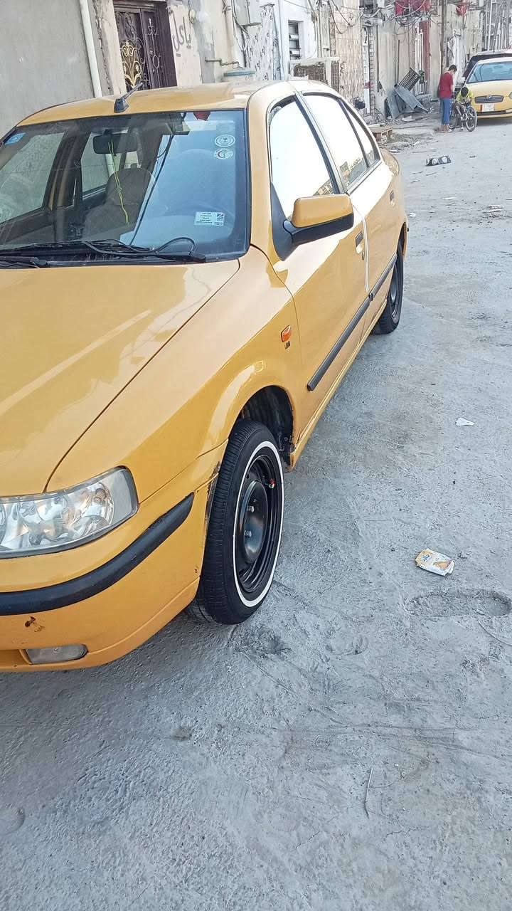 السلام عليكم 
سمند 2012 للبيع 
سياره جاهزه وحلوه 
مكينه فرنسي وكير مكفولات 
صدر جديد كله مبدل تخم تاير جديد قبل سبوع شديته 
سياره بيهة تعمير هلالات ودوس وبيهة ضربه بل باب مال صدر موضح بل صور 
السعر 48 وبيهة مجال سياره خير من الله وما ناقصهة شي ترايك وين ميعجبك سياره مال جناي سعر ما عجبك ادعينه بل رزق 
شراي اتصل
 ***********
***********
