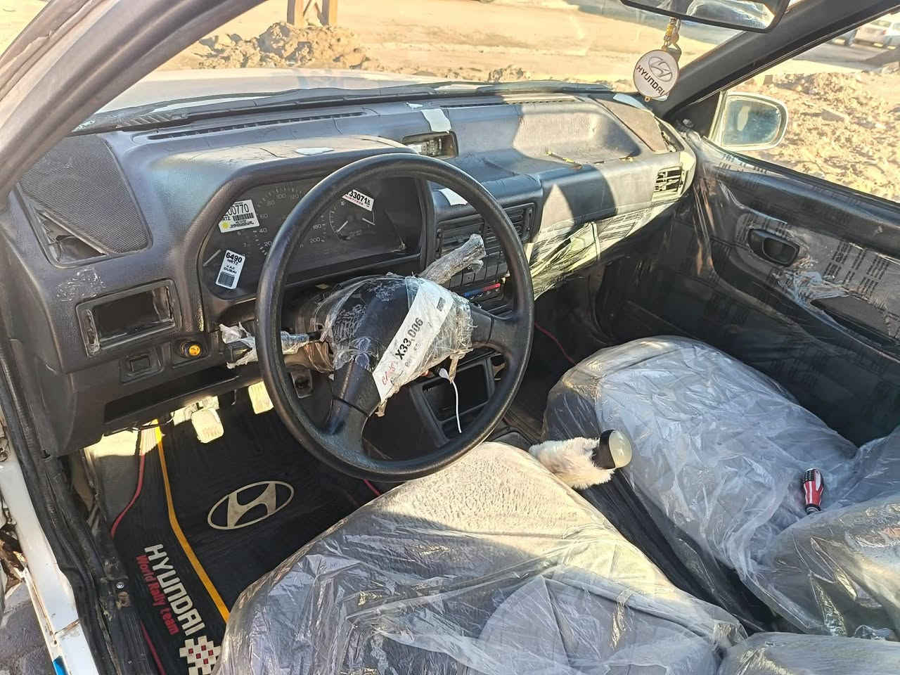 هونداي اكسیل
هونداي اكسیل 
مودیل   1994
بي دفتر بنزین
رقم دیالة باسمي . تحویل وكالة 
جام كهربایي
محرك بروتون باشرط لا سرف ولا بخار 
سعر . 27 و بي مجال
مكاني كركوك بنجاعلي ***********
