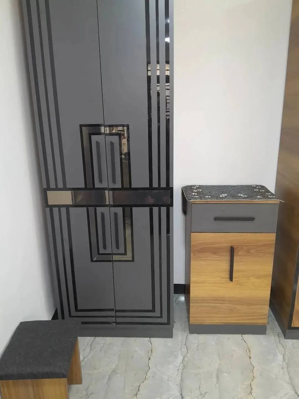 السلام عليكم...غرفة تركي للبيع نظافه ١٠٠%..عدد ١٠قطع


**إذا كنت صاحب هذا الإعلان وتريد حذفه لأي سبب، رجاءا أرسل رسالة إلى الدعم الفني**